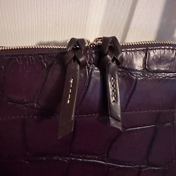 Dooney & Bourke Denison Ruby Croc Embossed Crossbody Leather Wine/Purple - Picture 6 of 11